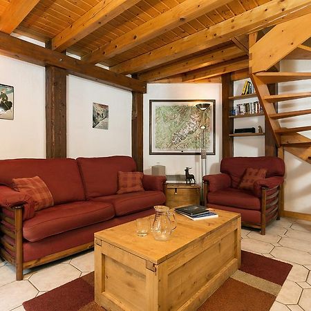Apartment Vila 1 - Cosy Central Chamonix Loft Exterior photo